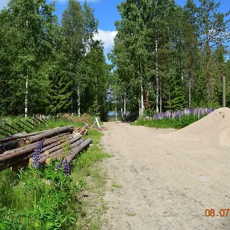 펜션 Lomakoti Tuulensuoja