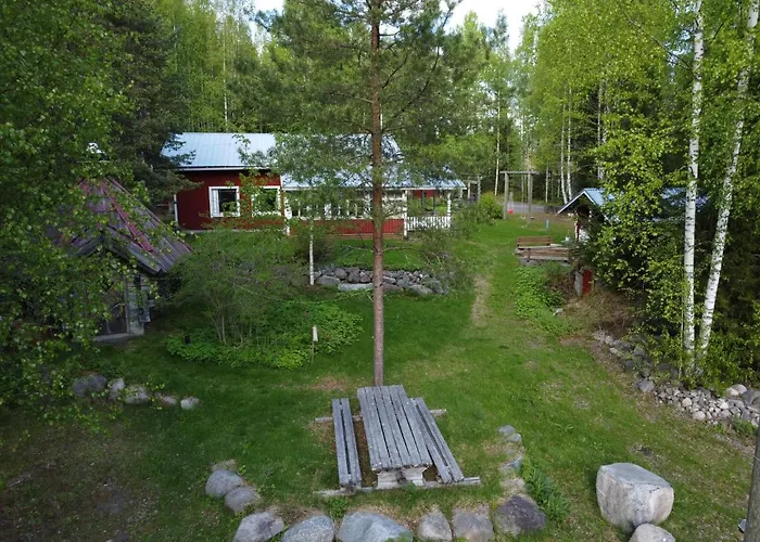 Lomakoti Tuulensuoja Karvasjarvi