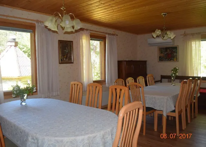 Lomakoti Tuulensuoja *